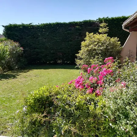 Σπίτι διακοπών Beautiful House Near Toulouse With Pool&garden Seilh